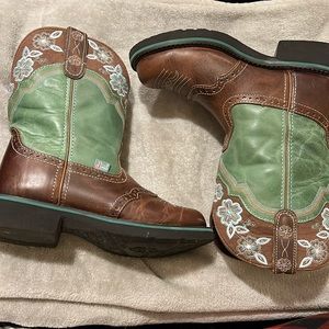 Women’s Justin Boots